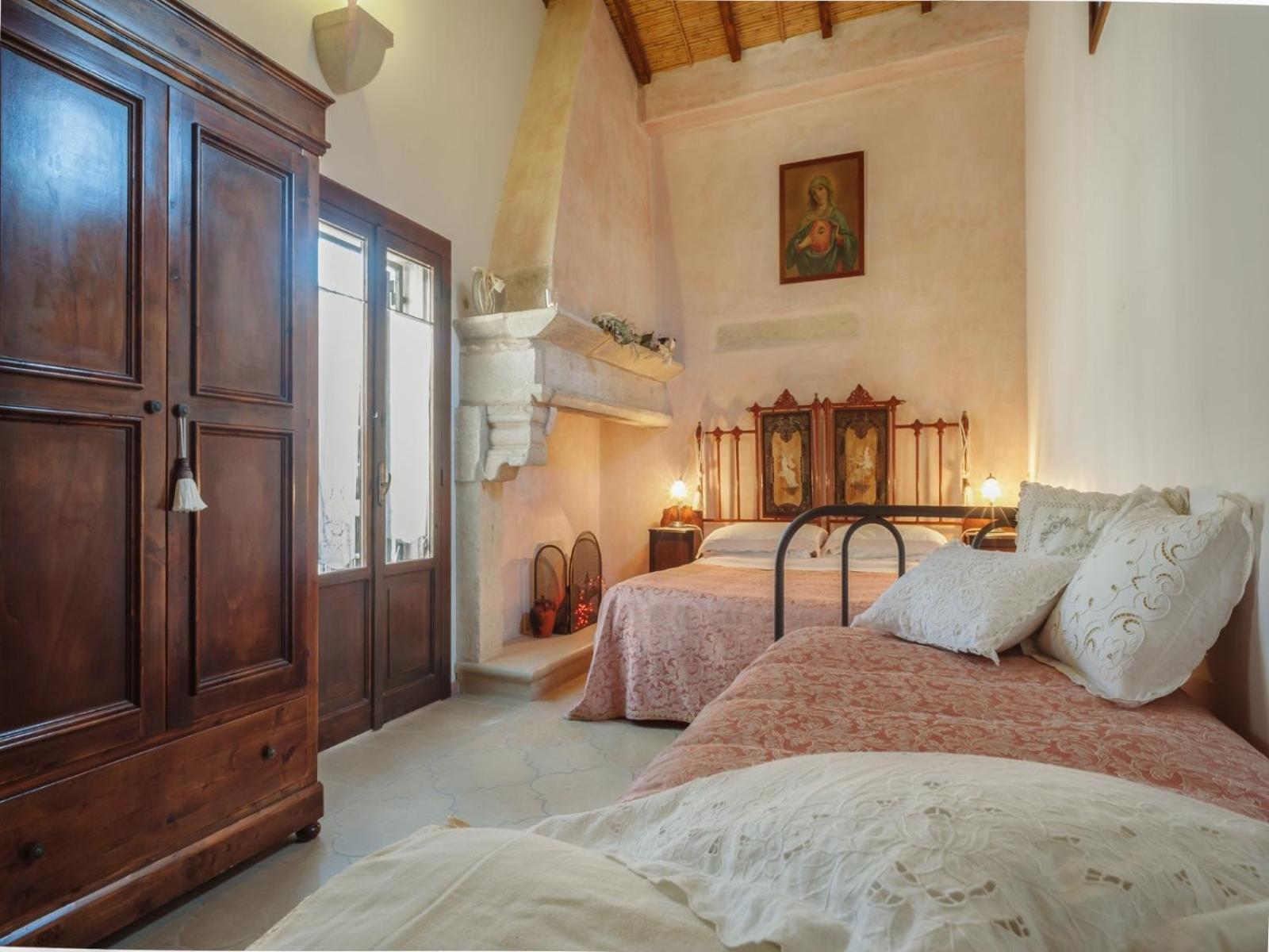 Borgoterra Bed & Breakfast Martano Bagian luar foto