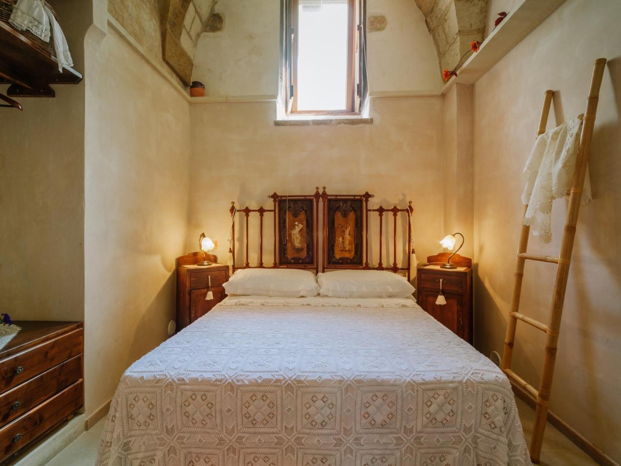 Borgoterra Bed & Breakfast Martano Bagian luar foto
